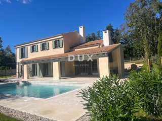 ISTRIA, PAZIN - Villa mediterranea in vendita con vista sulla natura