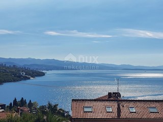 OPATIJA - appartamento 3 camere da letto + soggiorno 230m2 con vista mare e piscina + ambiente 250m2