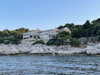 DUBROVNIK, KOLOČEP - moderna villa di lusso prima fila al mare