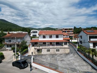 OPATIJA, POBRI- villa 542m2 di enorme potenziale con vista mare + ambiente 1200m2