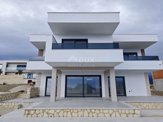 ISOLA DI PAG, NOVALJA casa con piscina e vista fantastica in costruzione
