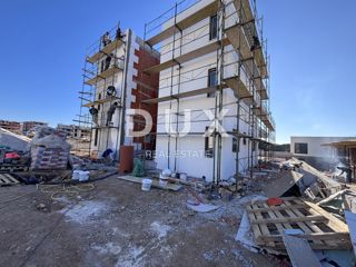 ISOLA DI PAG, POVLJANA - Appartamento con vista mare nella costruzione S4
