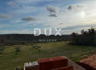 ISTRIA, VERTENIGLA - Terreno edificabile immerso nella natura