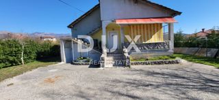 RIJEKA, DRAŽICE, casa indipendente con 4 camere da letto e ampio giardino