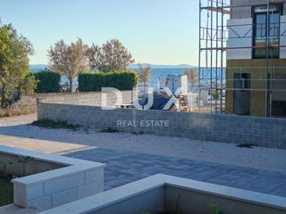 ZADAR, ZATON - Nuovo edificio di alta qualità a 30 metri dalla spiaggia! S2