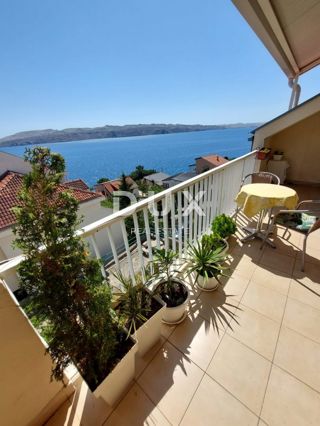 SENJ, KARLOBAG - Appartamento 46 m2. VICINO AL MARE!
