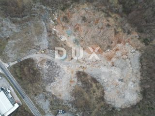MATULJI, PERMANI - Terreno edificabile di 8000 m2 nella zona di lavoro per un magazzino/capannone, ZONA M