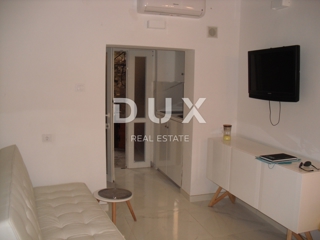 ISOLA DI KRK, MALINSKA - Monolocale 1a fila al mare con parcheggio