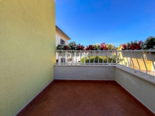 KOSTRENA - casa a schiera ristrutturata pronta per la vita familiare vicino al mare