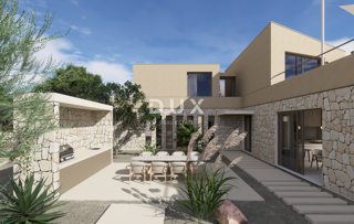 DALMATIA, PRIMOŠTEN - Terreno edificabile con permesso di costruzione + parte agricola