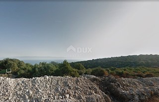 VELI LOŠINJ - Terreno agricolo di 2 ettari in diverse località