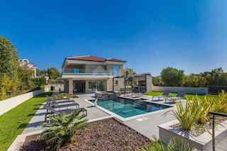 L'ISOLA DI KRK, l'area più ampia della città di Krk - Villa di design di lusso con vista panoramica sul mare