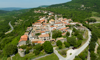 Terreno Roč, Buzet, 2.354m2