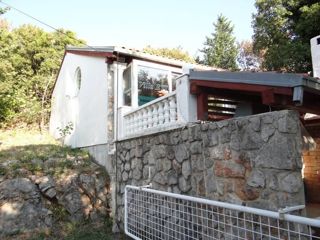 NOVI VINODOLSKI, KLENOVICA - casa indipendente con vista mare + giardino! OPPORTUNITÀ! 