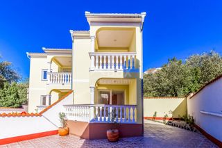 CRIKVENICA, DRAMALJ - Villa di nuova costruzione con piscina