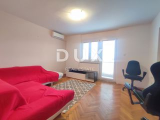 ISTRIA, POLA - Appartamento 2BR+DB al 3° piano dell'edificio