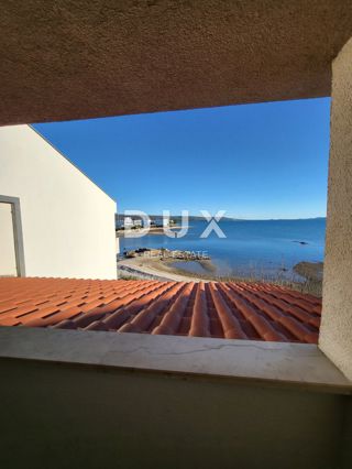 ZADAR, SUKOŠAN - POSIZIONE TOP! Appartamento 1a fila al mare (P-14)