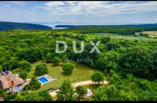 ISTRIA, VALTURA - Due case su una bellissima proprietà