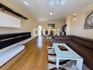 CRIKVENICA - Appartamento con tre camere da letto e garage!