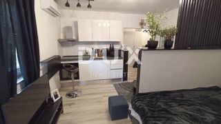 RIJEKA, ŠKURINJE - monolocale recentemente adattato e arredato in stile moderno