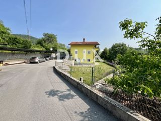 MATULJI, RUKAVAC - Casa indipendente con un bellissimo giardino e vista mare