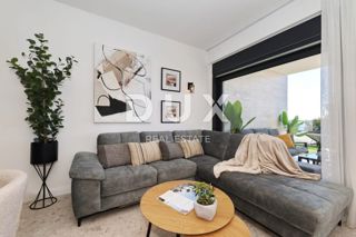 ZADAR, RTINA - appartamento arredato con giardino vicino al mare