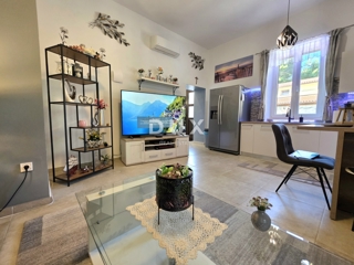 Appartamento Stoja, Pula, 81m2
