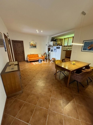 ABBAZIA - Appartamento di 118 m2 con parcheggio e vista mare