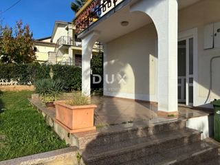 ISTRIA, PARENZO - Confortevole appartamento con giardino nel centro della città!