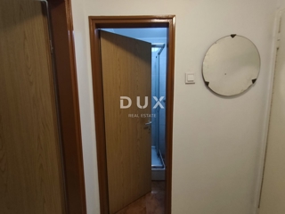 ISTRIA, POLA – Ottima opportunità, appartamento con grande potenziale