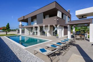 ISTRIA, KRNICA - Magnifica villa di nuova costruzione con vista mare