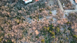 CRIKVENICA - terreno edificabile 2950 m2