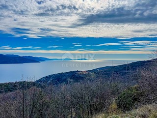 OPATIJA, BRSEČ - 3500m2 - 3 terreni edificabili per la costruzione di ville con piscina, vista mare panoramica