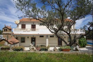 Casa Splitska, Supetar, 199m2