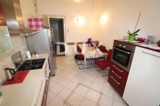 RIJEKA, CENTRO - 3BR+DB, appartamento padronale in un'ottima posizione!