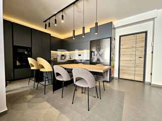ISTRIA, UMAGO - 3BR+DB nella posizione più desiderabile della città
