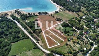 ISTRIA, ŠTINJAN - Terreno agricolo a 60 metri dal mare