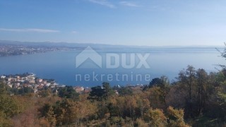 OPATIJA - terreno edificabile 10184m² per una casa bifamiliare / villa / edificio residenziale - appartamenti