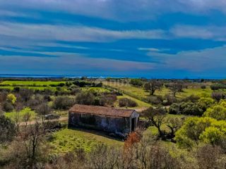 ISTRIA, BALE - Casa in pietra in una posizione unica