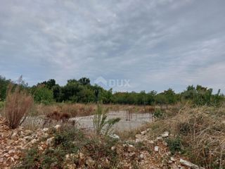 ISTRIA, RABAC, DINTORNI - Terreno con concessione edilizia e costruzione avviata