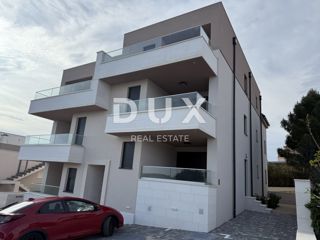 ISOLA DI PAG, MANDRE - appartamento con 2 camere da letto + soggiorno in un edificio di qualità nuovo