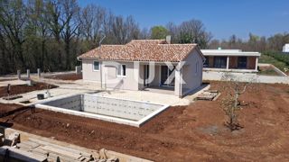 ISTRIA, LABIN - Moderna nuova costruzione con piscina