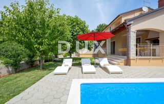 ISTRIA, SVETI LOVREČ - Casa con piscina ai margini del villaggio