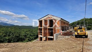 VIŠKOVO - Spazioso appartamento in posizione tranquilla