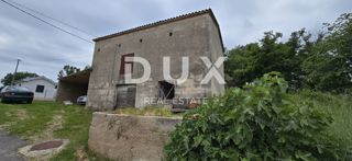 ISTRIA, PAZIN, DINTORNI - Casa indipendente da ristrutturare con vista sul Monte Maggiore