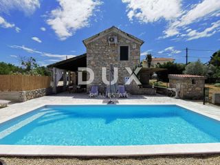 ISOLA DI KRK, DOBRINJ – Villa in pietra con piscina e vista mare, OCCASIONE!!!