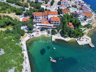 ZADAR, POSEDARJE - Hotel in prima fila sul mare! - Posizione esclusiva!