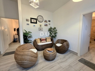 ISTRIA, POLA, CENTRO - Appartamento arredato con 2 camere da letto e 1 bagno in una posizione attraente nel centro della città