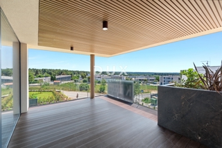 ISTRIA, NOVIGRAD - Confortevole appartamento in un lussuoso edificio di nuova costruzione