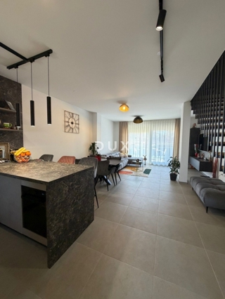 ISTRIA, NOVIGRAD - Casa moderna con vista mare